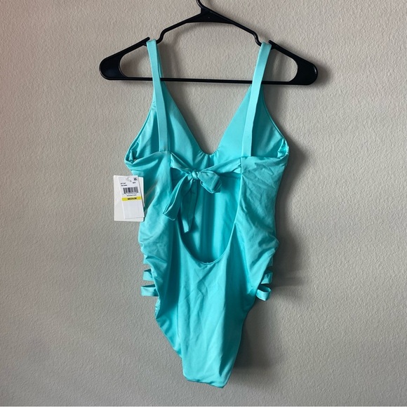 ✨BECCA Women's Standard Color Prism High Leg One Piece Swimsuit✨ - Picture 5 of 6